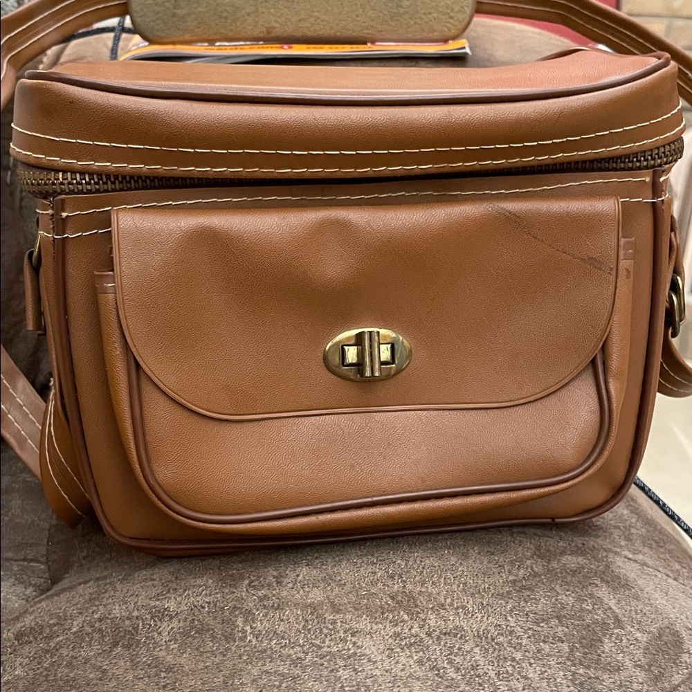Vintage Classic Brown Vinyl Camera Bag